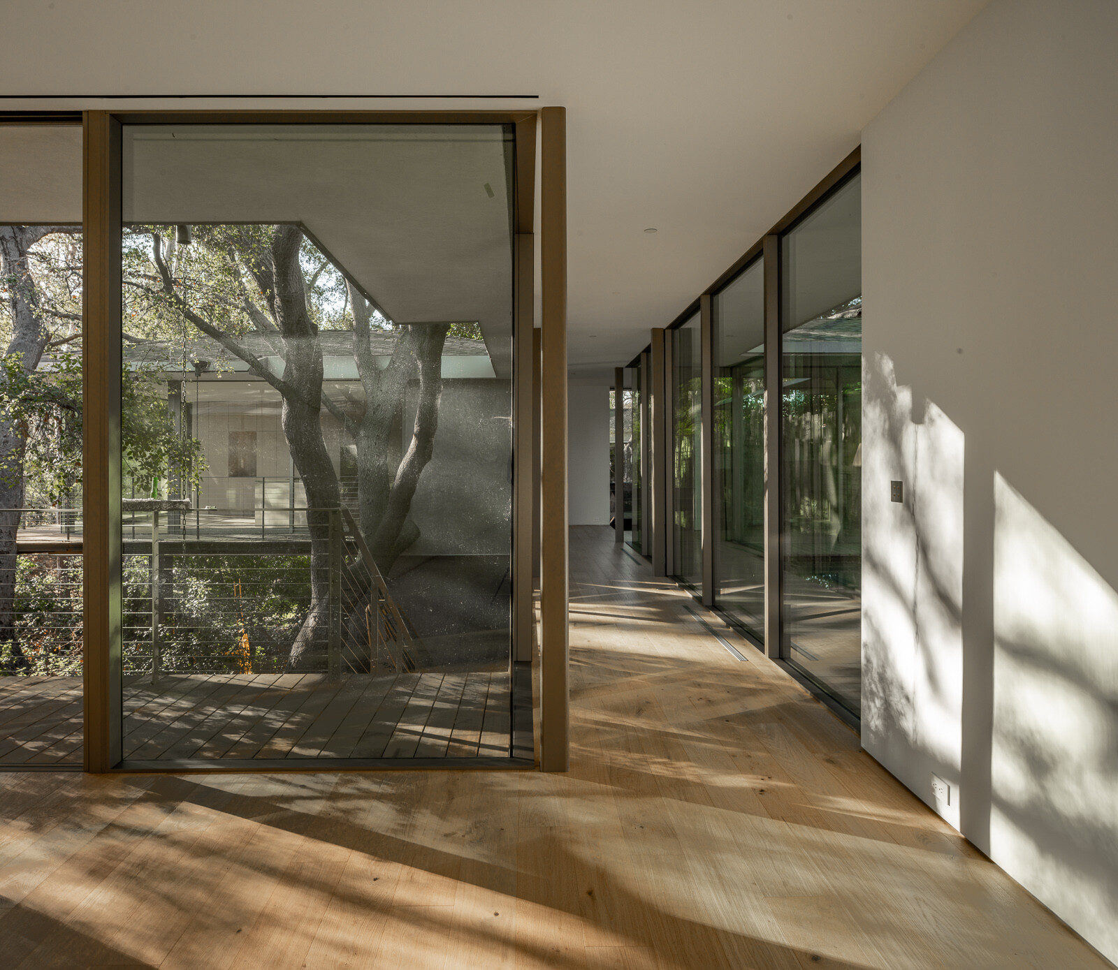 LA Brooktree House Image 11