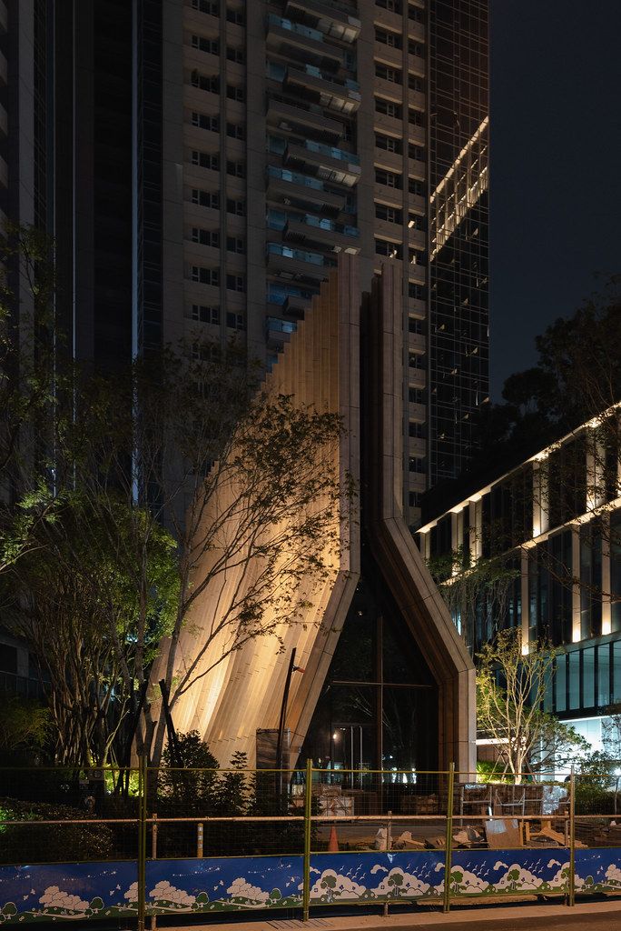 CMP Intercontinental Hotel Church Image 1