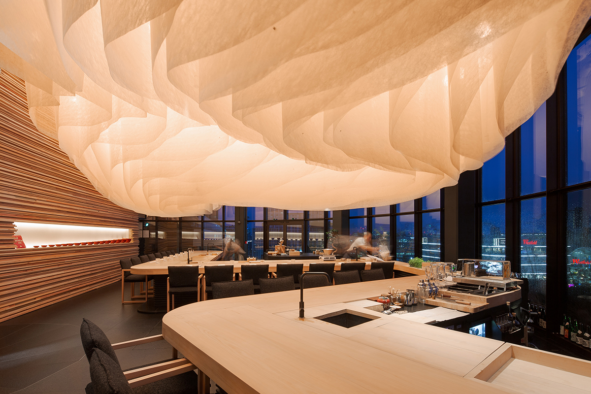 Endo at the Rotunda Interior 1