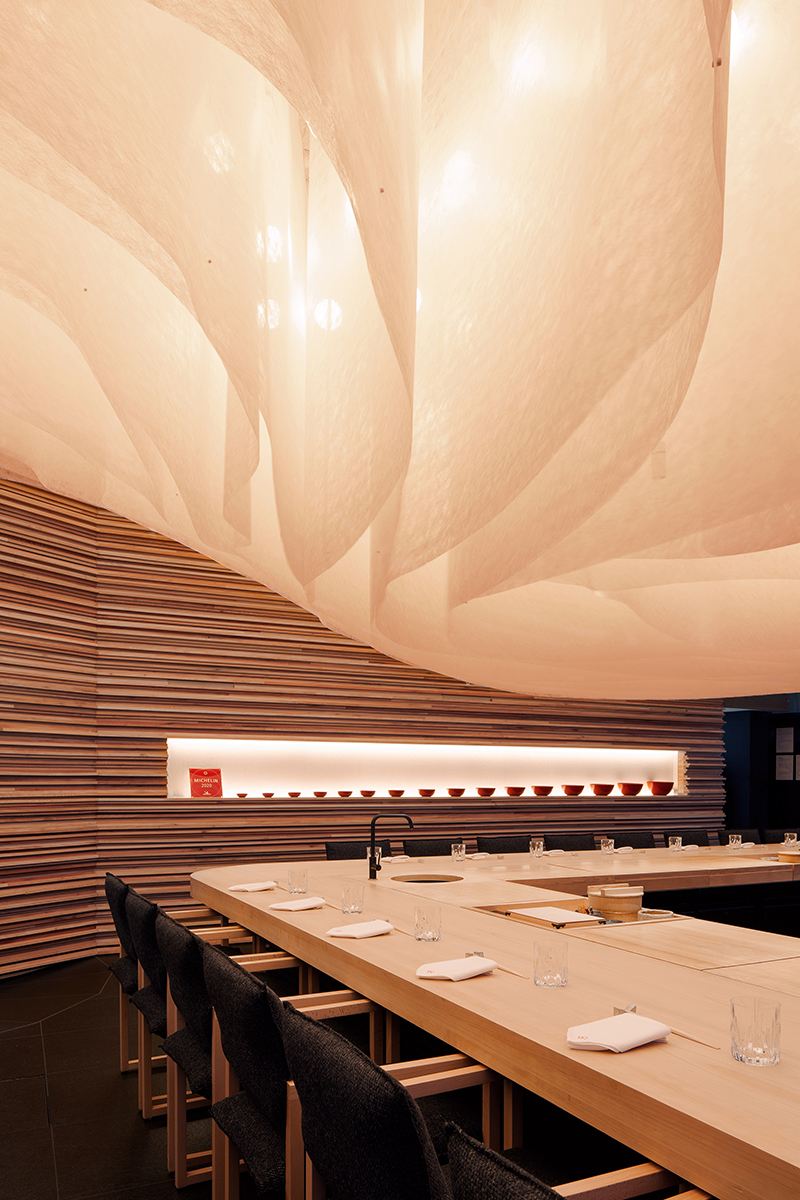 Endo at the Rotunda Interior 4